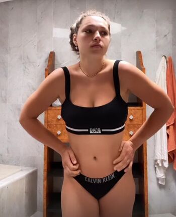 Lucy Lacht