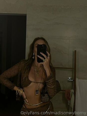 lucy_love98