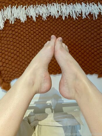lucyfeetandtoes