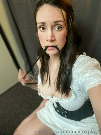 lucyfoxplays