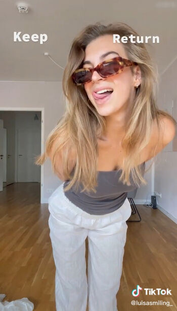 Luisasmiling