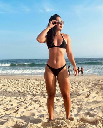 Luiza Barros