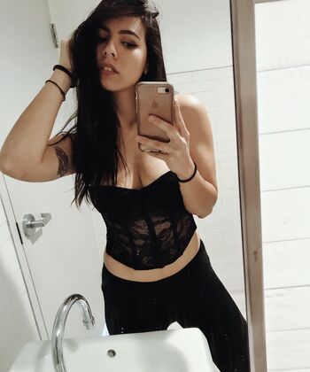 Luna Bloom