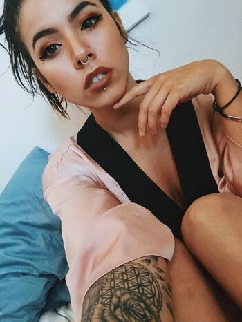 Luna Bloom