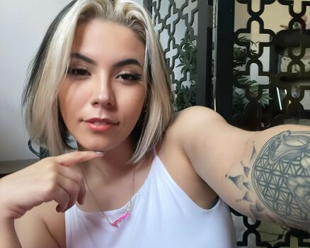 Luna Bloom