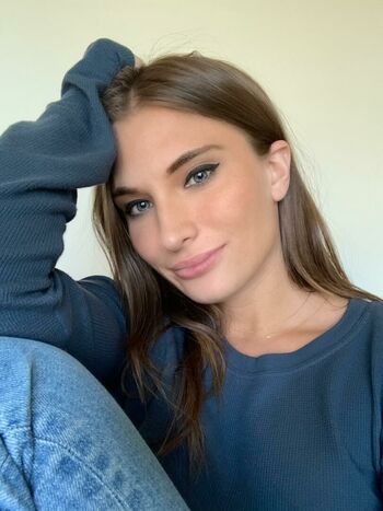 Luna Leelove