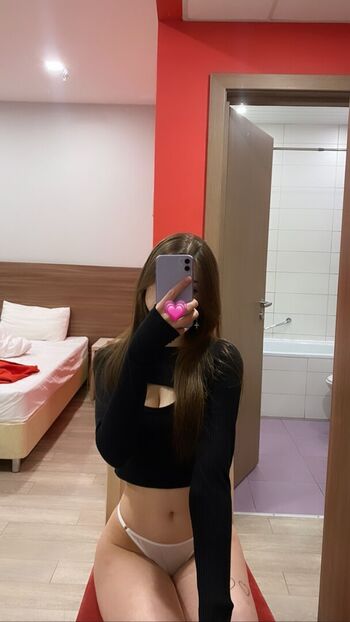 lushlexi2277