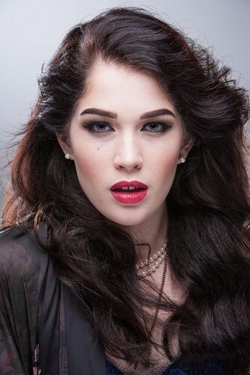luvevelynclaire
