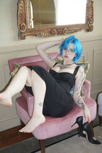 Lyra Crow