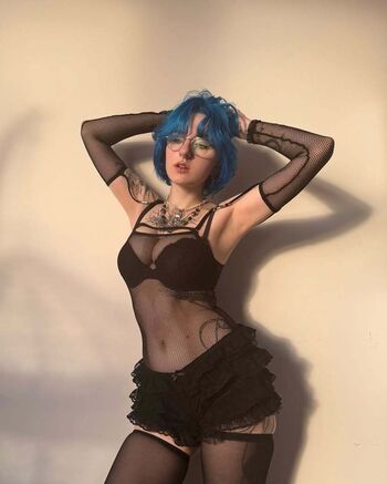 Lyra Crow