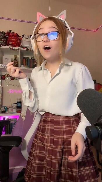 Lyssaurora