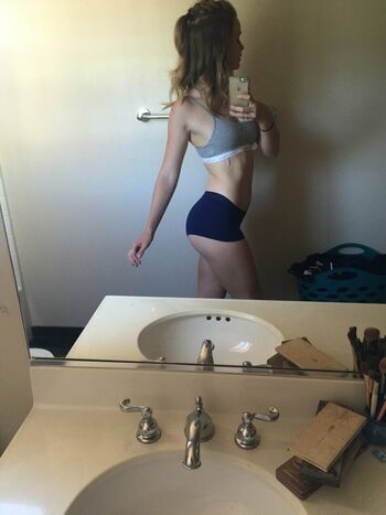 Mackenzie Lintz
