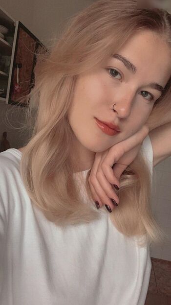 maddie-grey