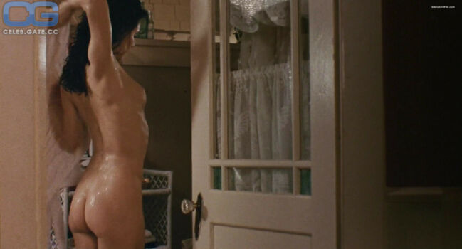 Madeleine Stowe