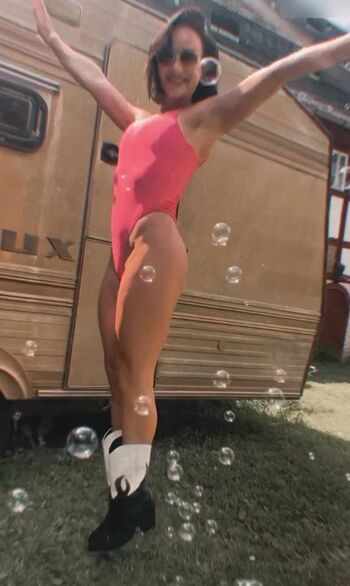 mademoiselle_michele