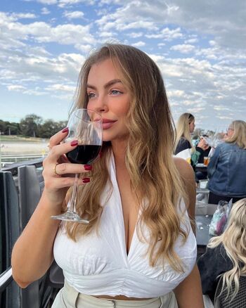 Madison Mclachlan