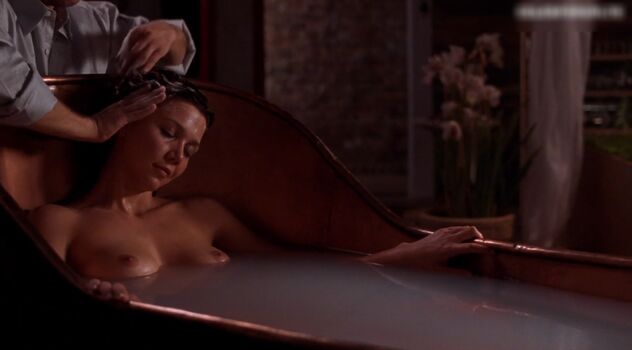 Maggie Gyllenhaal