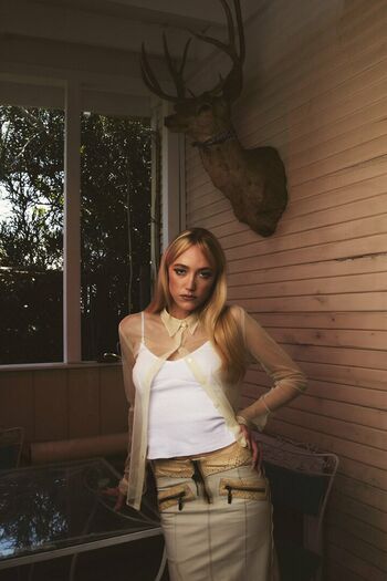 Maika Monroe