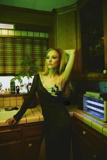 Maika Monroe