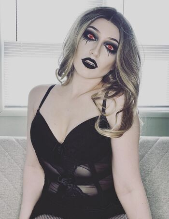 MaisieLynnie