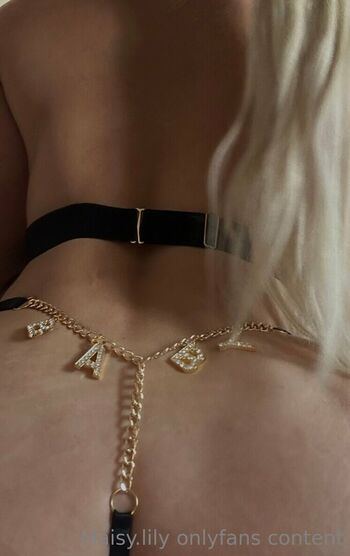 maisy_lily