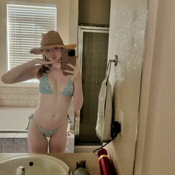 Makenna Kelly