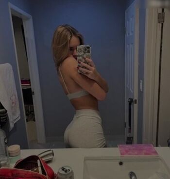 Makenzie Raine