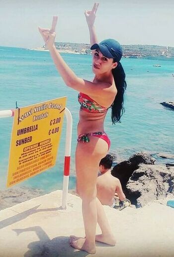 Maltese Girls