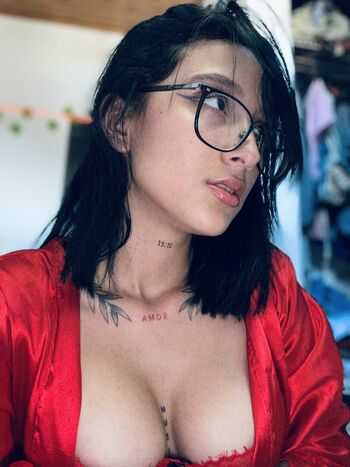 Manuela Valenzuelaaa