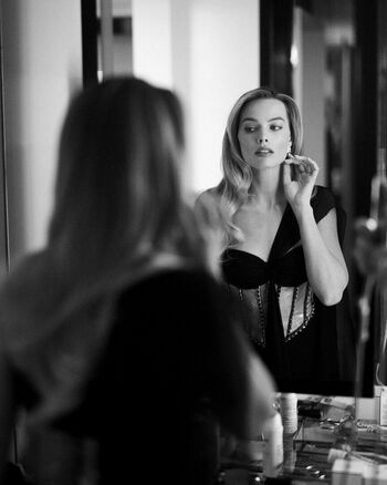 Margot Robbie