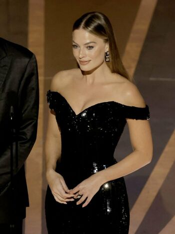 Margot Robbie