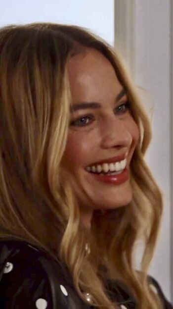 Margot Robbie