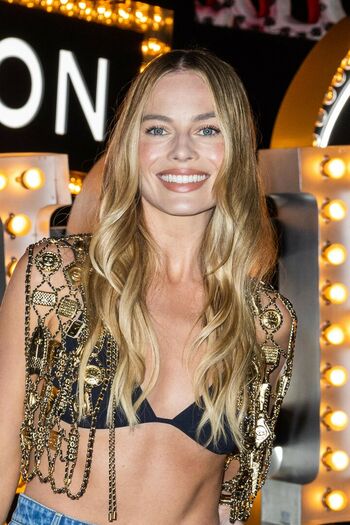 Margot Robbie