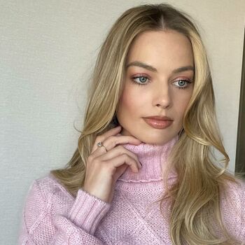 Margot Robbie