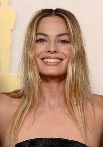 Margot Robbie