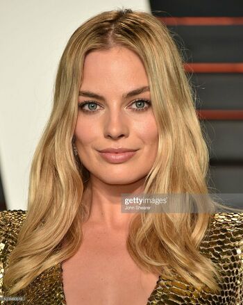 Margot Robbie