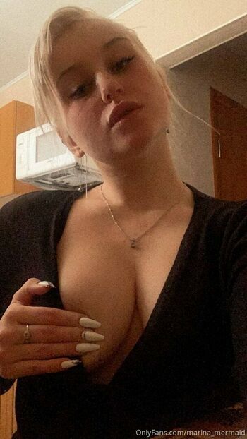 mari_lovee_free