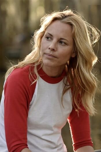 Maria Bello