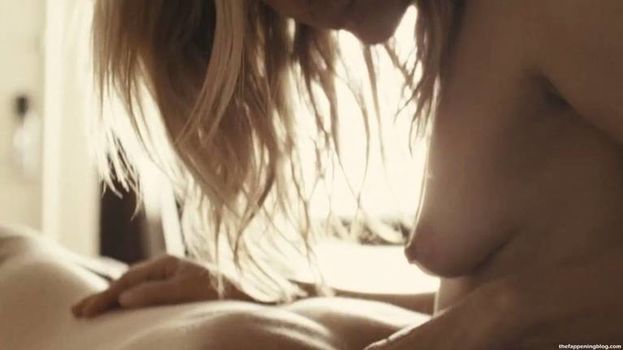 Maria Bello