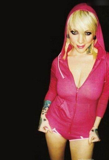 Maria Brink