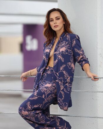 Maria Elisa Camargo