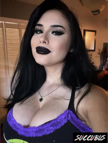 mariana_labruja