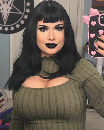 mariana_labruja