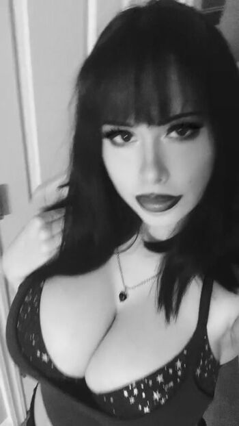 MarianaLaBruja