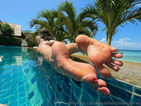mariefrenchfeetgirlfree