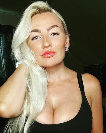 Marika Fingerroos