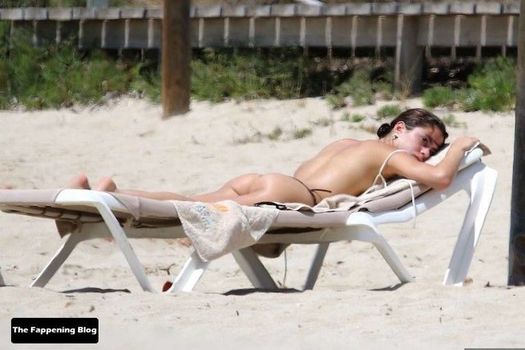 Martina Stoessel