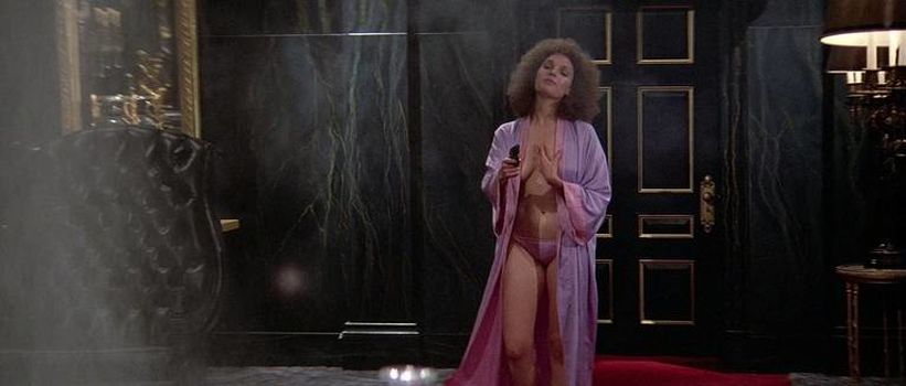 Mary Elizabeth Mastrantonio