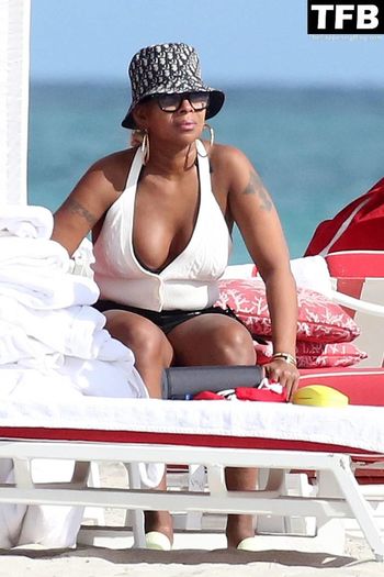 Mary J. Blige