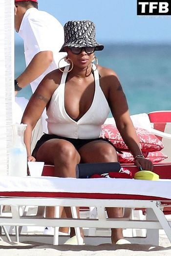 Mary J. Blige